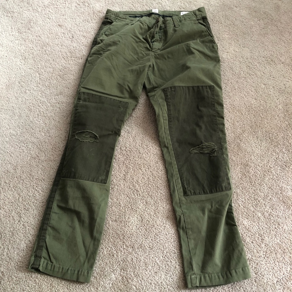 Gap Hunter Green Boyfriend Chino - size 6